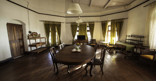 Kodaikanal Bed and Breakfast Dining Room